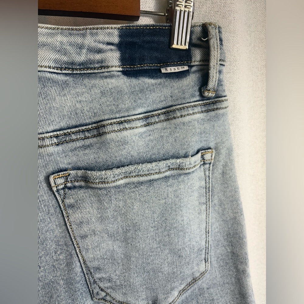 Risen High Rise Distresed Crop‎ Straight Denim Jeans Light Wash Size 7/28 0437 - Picture 5 of 10